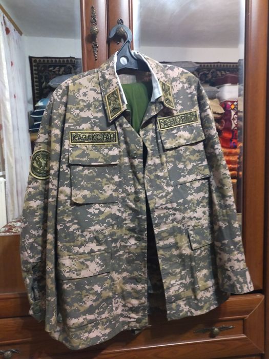 Военный  бучлад новый,и ещё есть