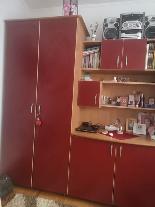 Vând mobilă cameră