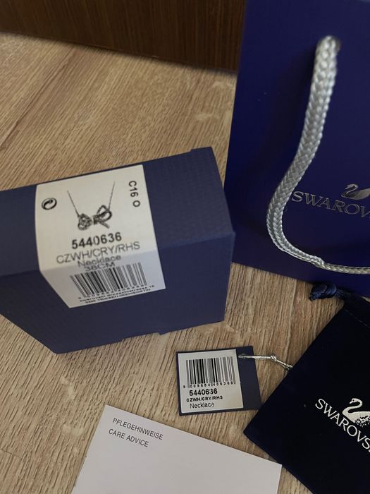 Дамско колие Swarovski - Панделка безкрайност