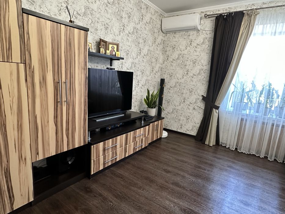 Продам 2-хкомнатная квартира
