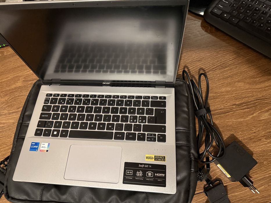 Laptop Acer Swift go 14
