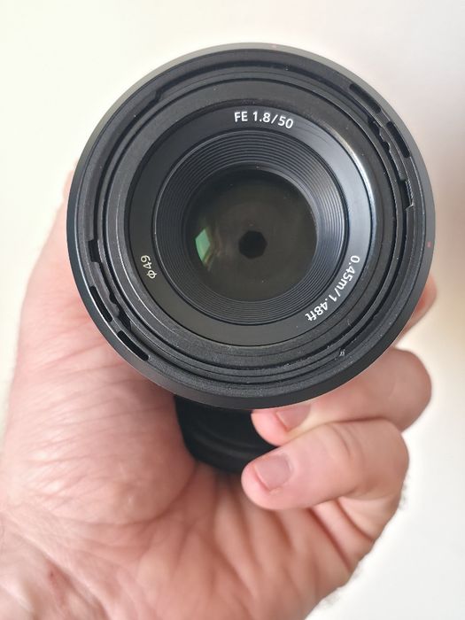 Vând obiectiv Sony 50mm F1.8 FE Mount , Negru