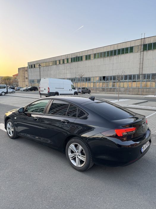 Opel Insignia / 2018 / automat / 1.6 diesel