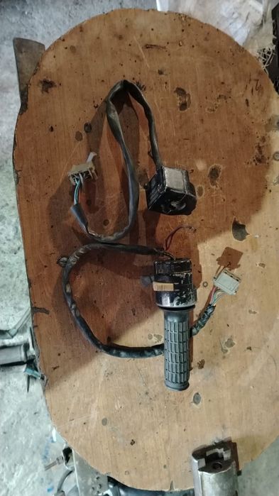 Продам запчасти на мотоцикл иж и Урал