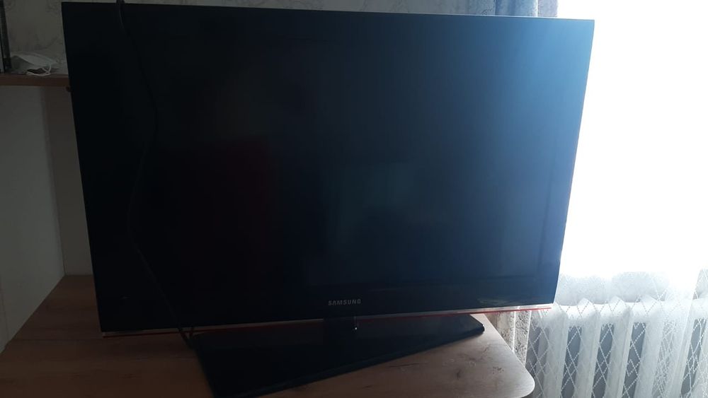Продам телевизор самсунг