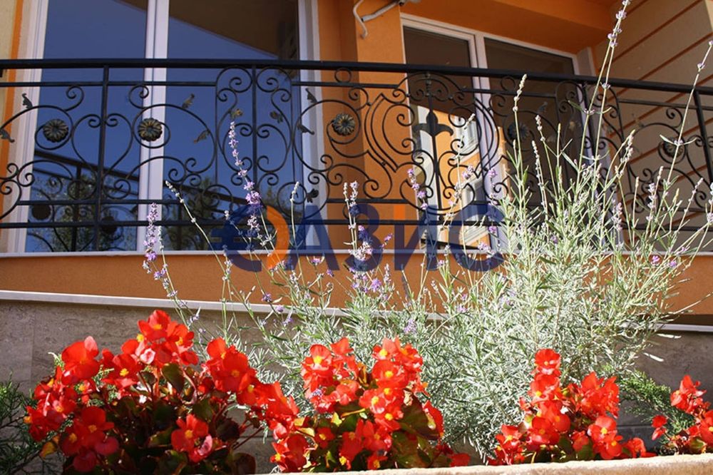 Продава се Едностаен апартамент в к.к. Слънчев бряг - 29 кв.м за 702 €/кв.м - Снимка #13