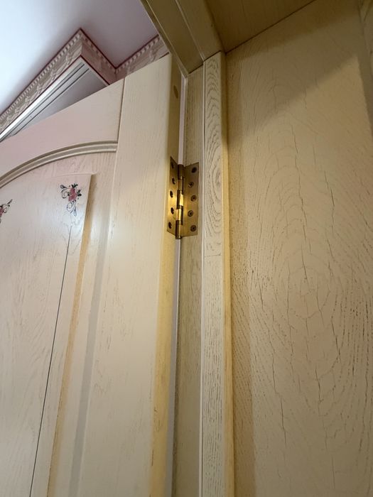 Продам дверь 3 шт