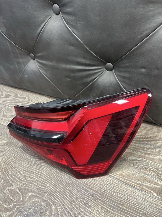 Audi a6 c8 заден десен стоп