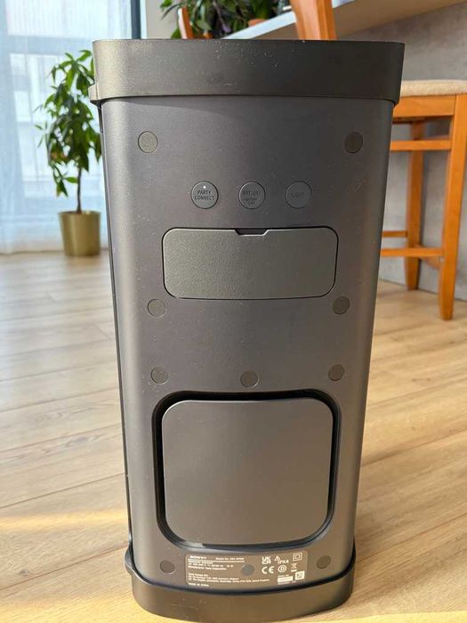 Преносима тонколона Sony SRS-XP500
ONE BOX АУДИО СИСТЕМА