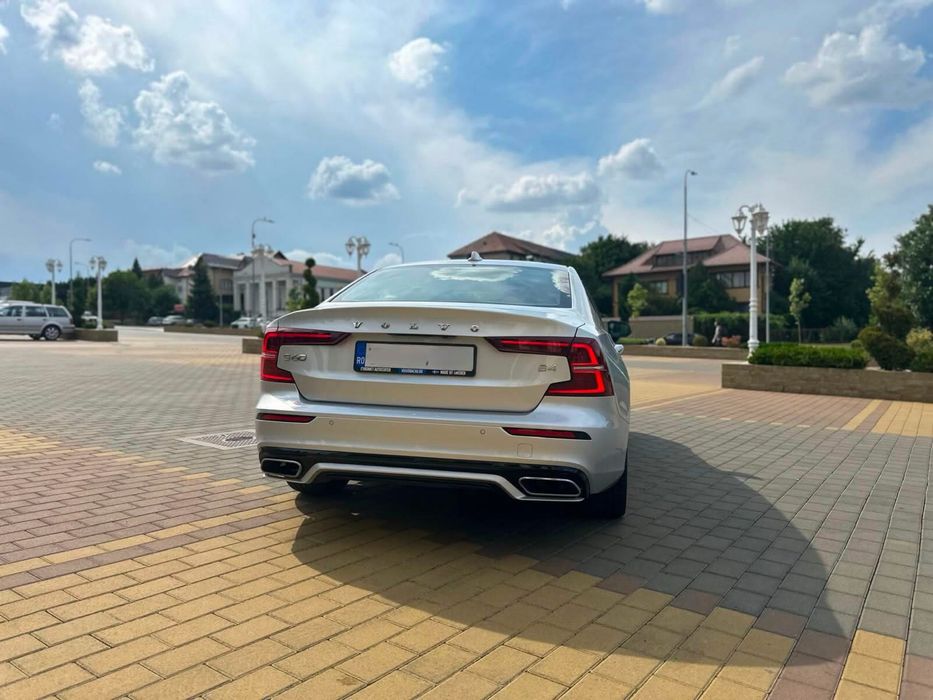 VOLVO S60 2021 — imagine 2