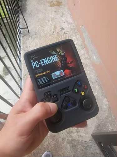 Consola retro de jocuri portabilă R36S cu card 64 Gb sau 128 Gb