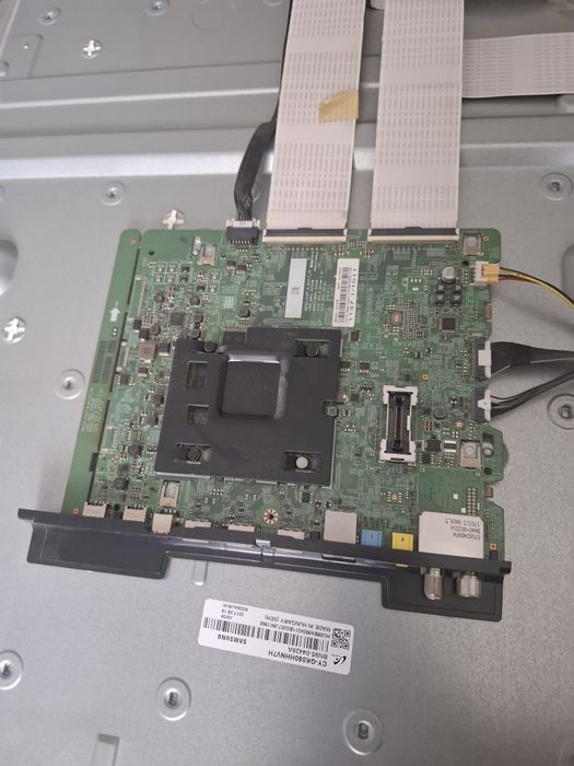 Placa de baza ,sursa,barete led etc,