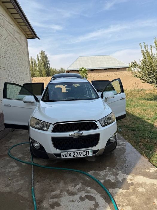 Chevrolet Captiva 2012 — 2