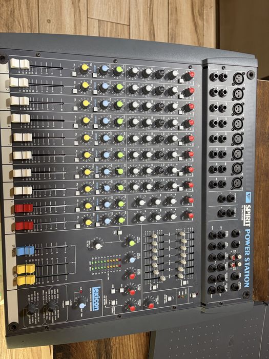 Mixer 2x300 watt