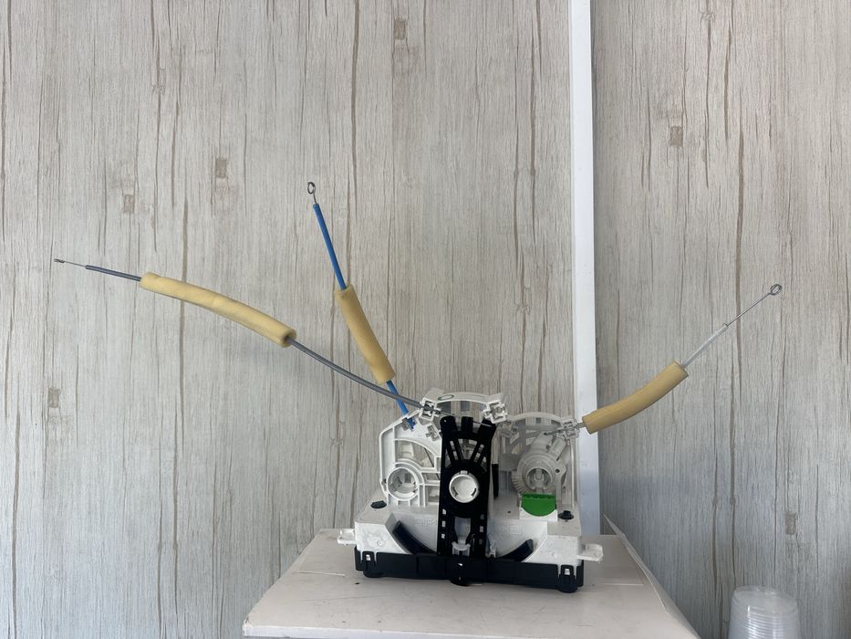 Управление климатик за Сузуки Игнис 2003-2008г.!