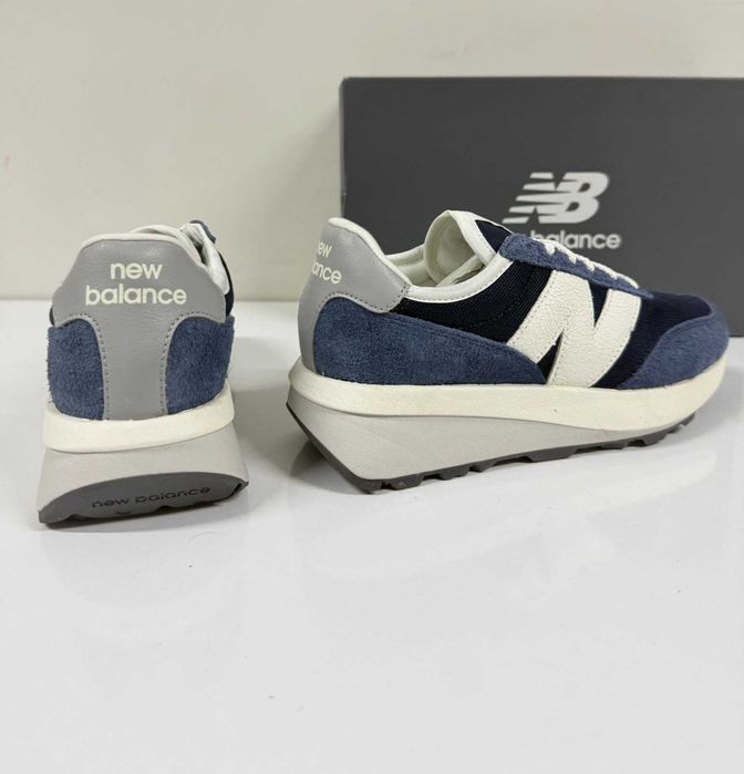 New Balance  370