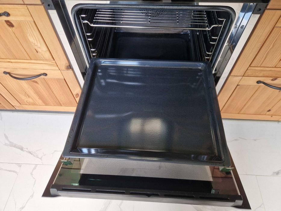 Фурна за вграждане Miele H2663B