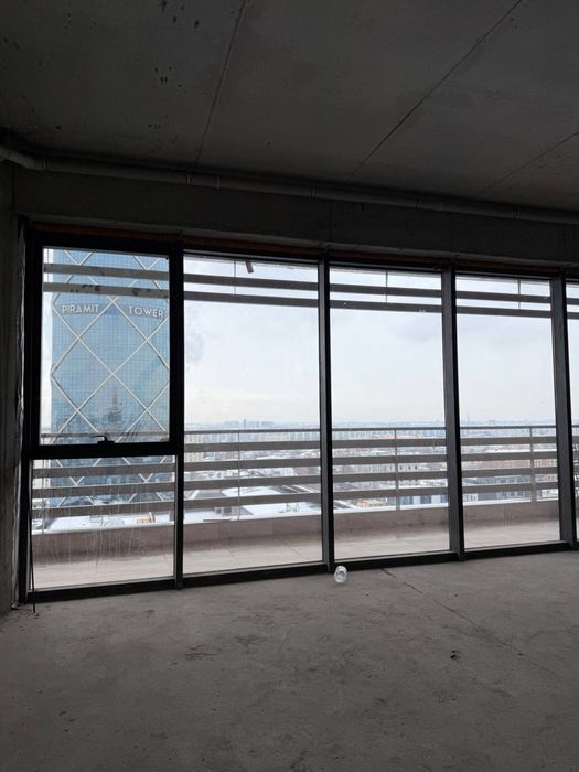 Аренда под ресторан в центре под ресторан/офис 427м2 Панорманый вид!