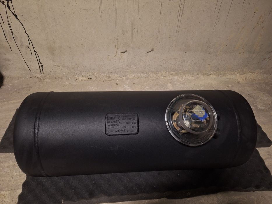 Цилиндрична бутилка газова автомобилна 315mm 60L