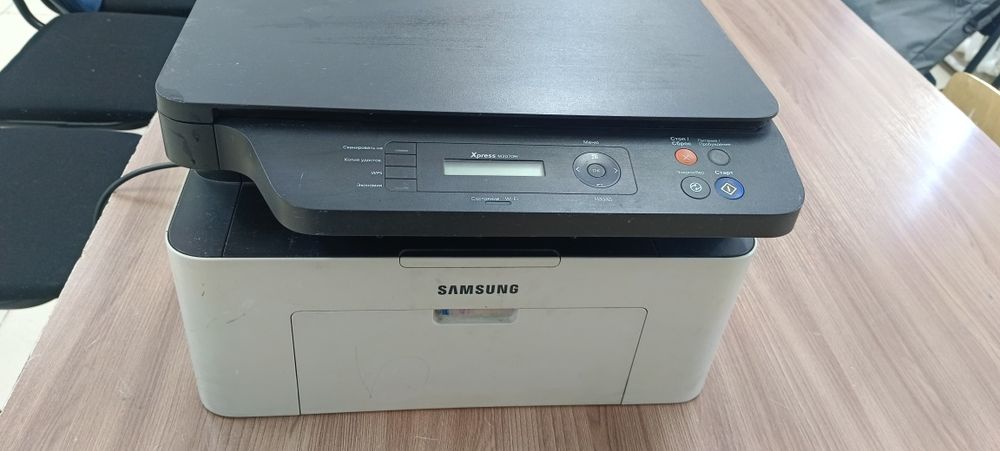 Принтер Samsung  чёрно-белый