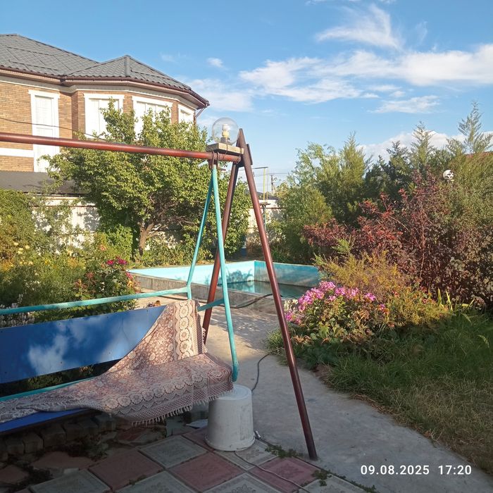 Частный дом. Западно жилой район.