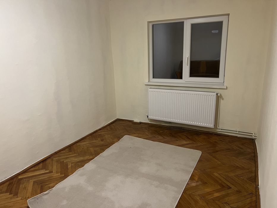 Inchiriez apartament 2 camere