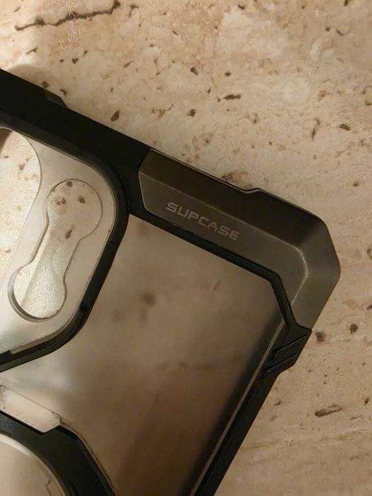 Accesorii Samsung Galaxy S25 Ultra Spigen + Supcase, noi