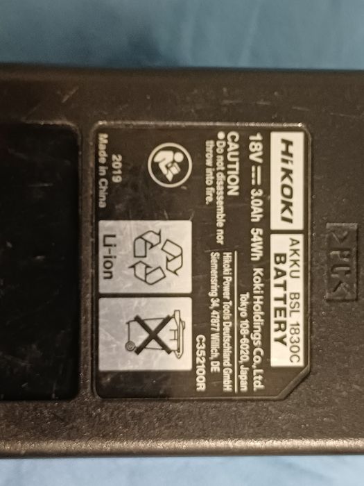 Baterie Hitachi BSL 18C0C cu celule noi de 3A

#8