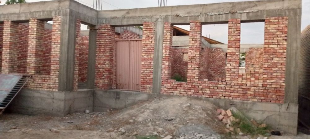 Zudlik bilan 3 sotix, g'ishtli uchastka sotiladi