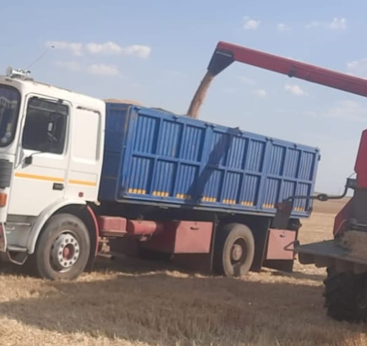 8500 e// 18000 kg/ cereale/ camion
