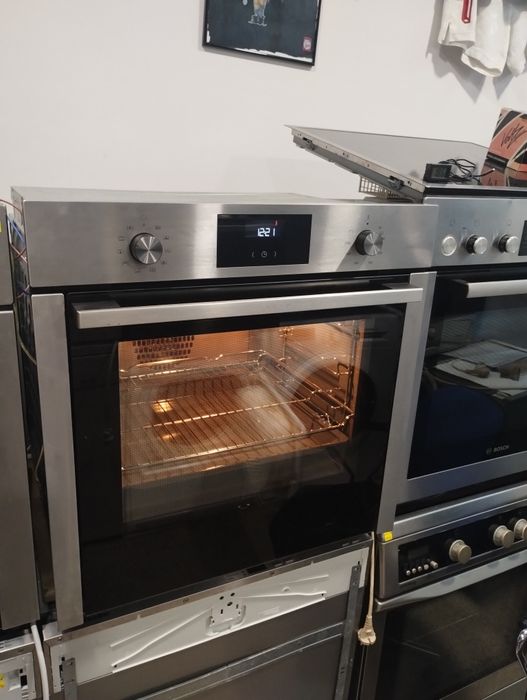 Фурна NEFF Slide & Hide потъваща врата