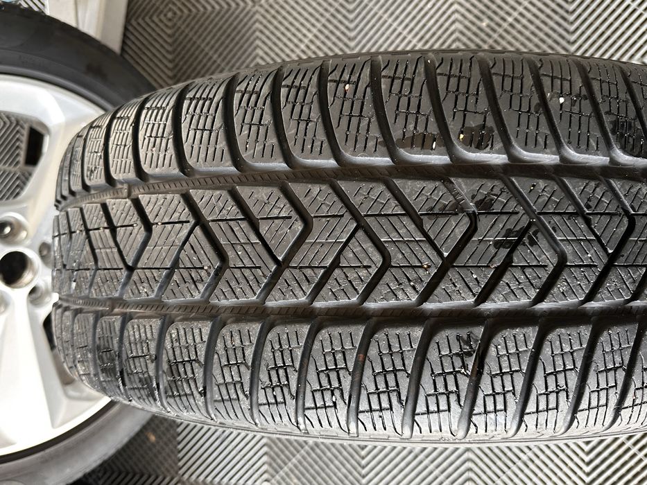 Vand jante aliaj originale Ford R19+Anvelope