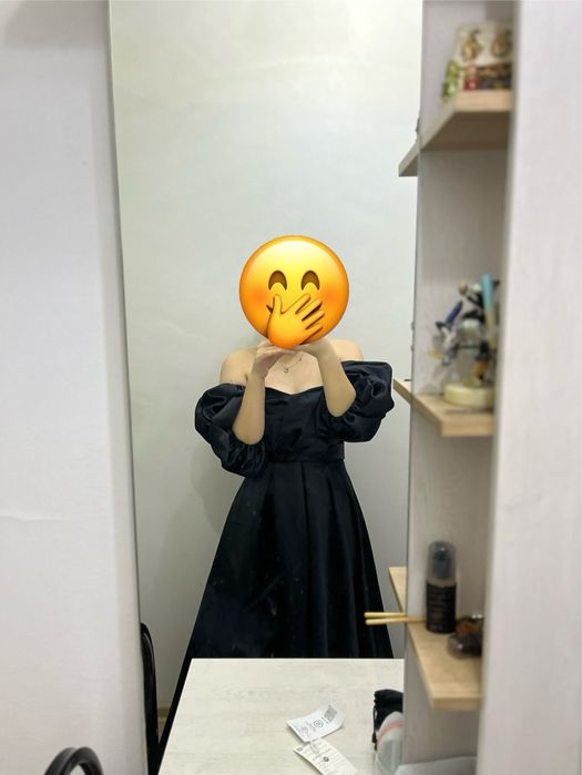 Продам чёрное вечернее платье.