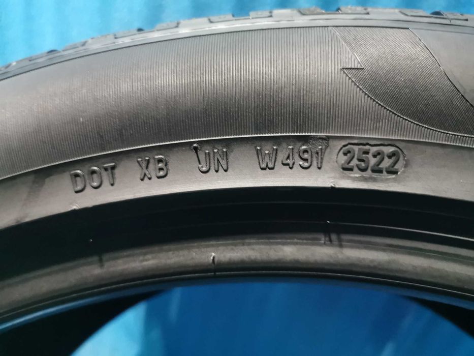 285/40 R22 - 325/35 R22 pirelli m+s 4 bucati