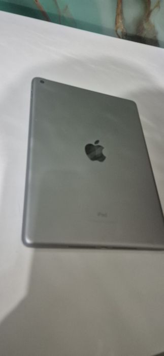 Ipad 5 space gray 96%yomks