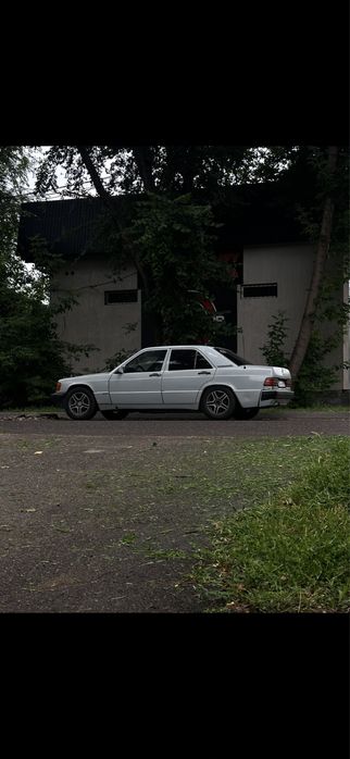 Продам мерседес 190