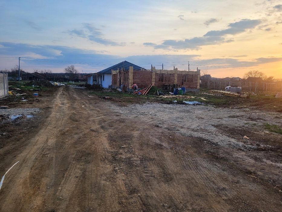 Un nou complex de 11 case în Șimian