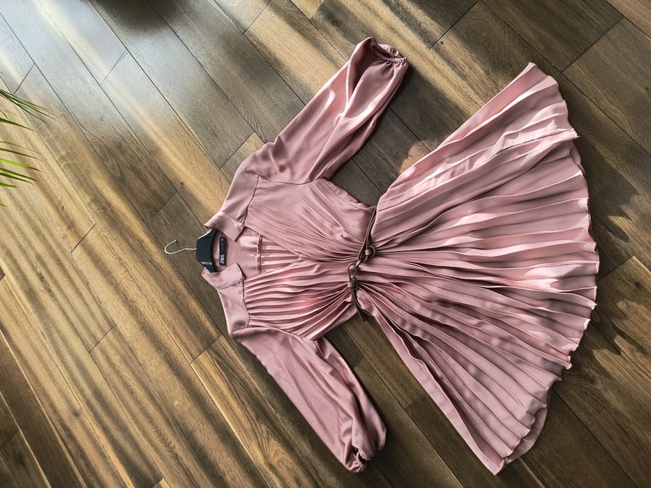 Rochie mini Zara mărimea L