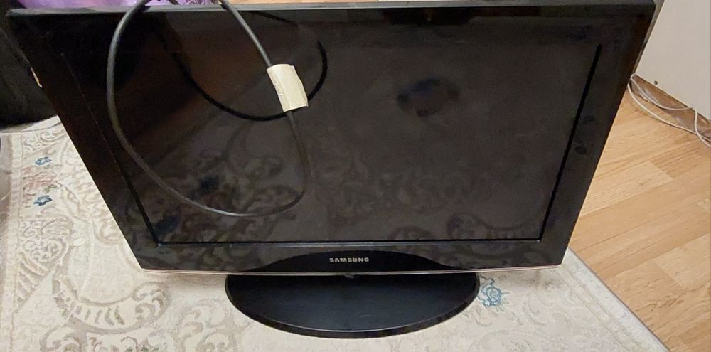 Телевизор самсунг