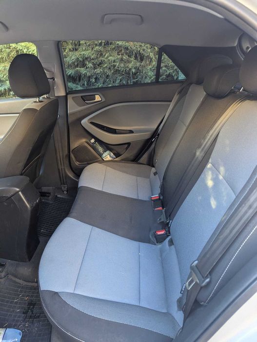 Hyundai i20  7DCT LED Line