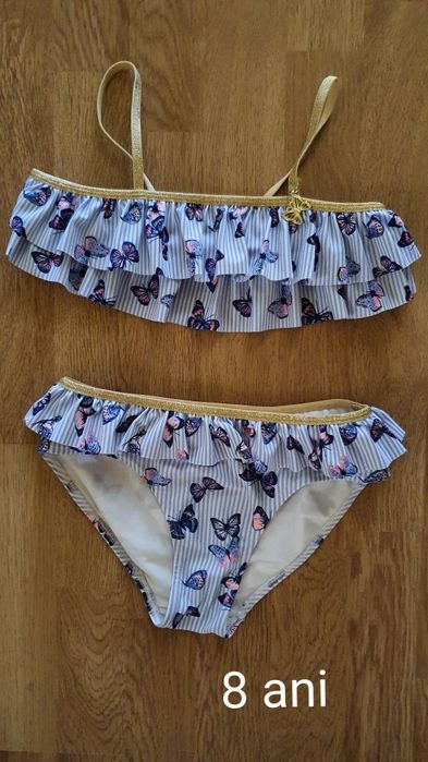 Costume baie fetite 3, 7, 8 ani (20 lei buc)