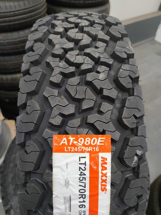 Нови Всесезонни гуми All Terrain 245 70 16 - Maxxis