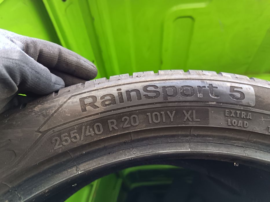 Anvelope vara 255 40 20 uniroyal 2022 6. 5-7mm