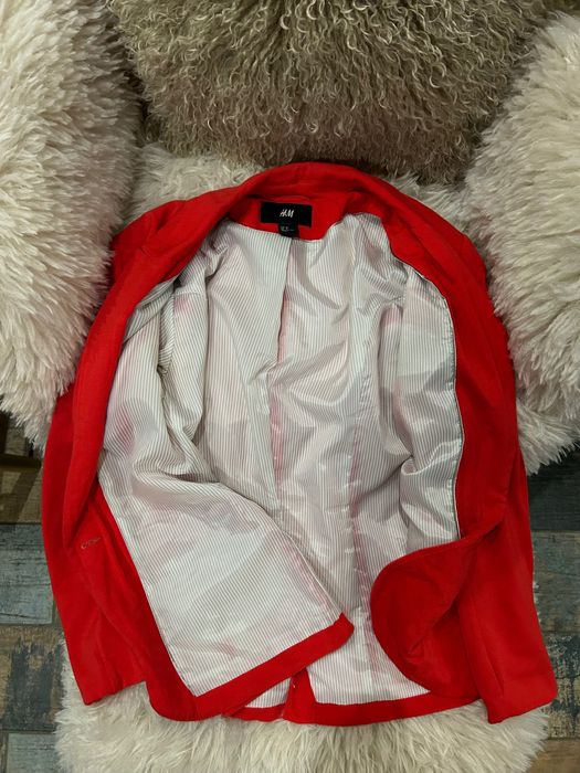 Сако H&M в два цвята, Дамско яке New Yorker , широк панталон Sinsay