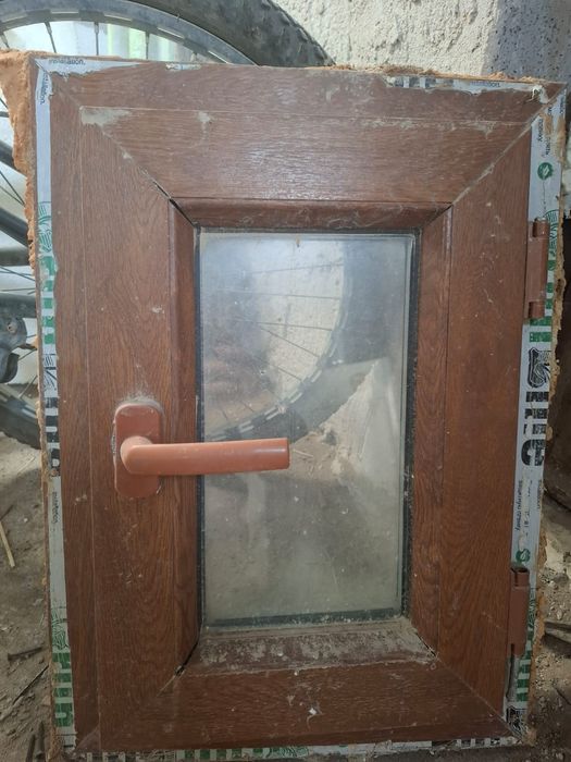 Пластик терезелер