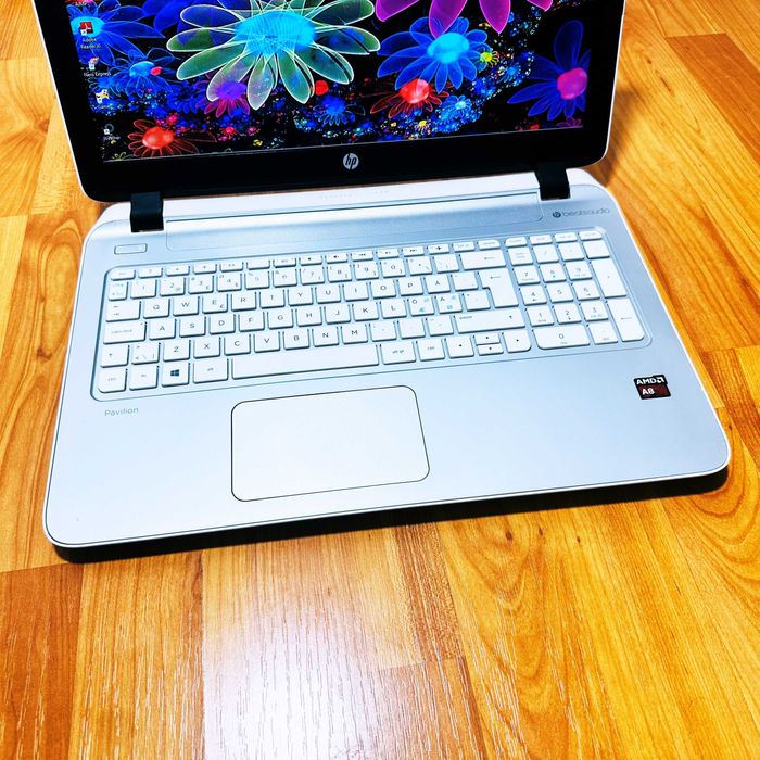 Laptop HP AMD A8-6410, 15.6”, 1TB/1000GB, Video DEDICAT, DVD-RW