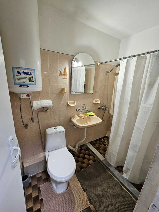 Тристаен до завод Дружба  - Варна - 550 евро