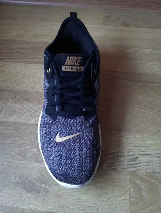 Дамски маратонки Nike