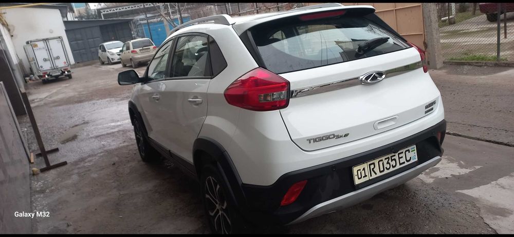 Продаётся электромобиль