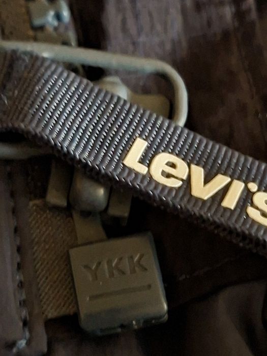Geaca iarna puf Levis
